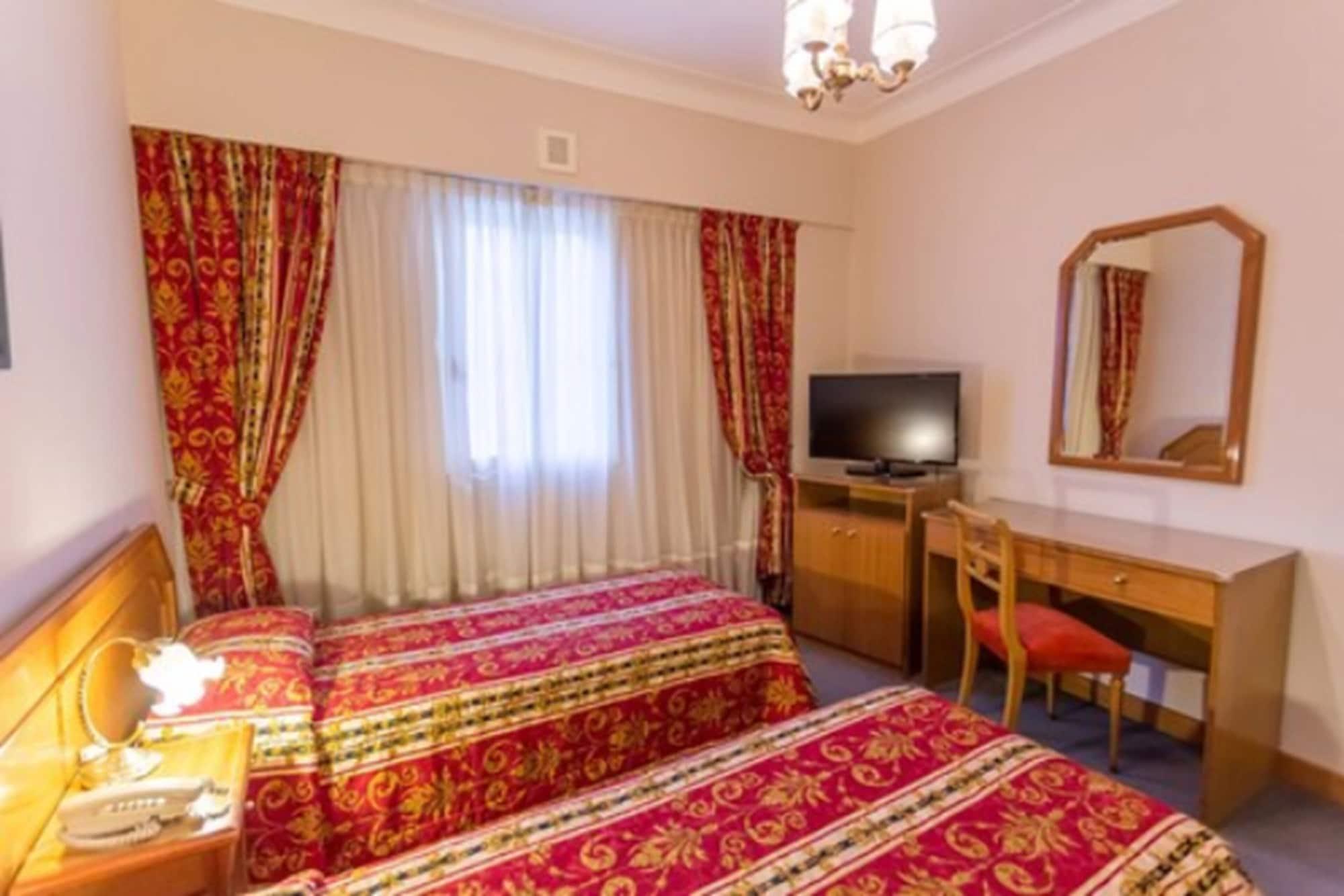 Astor Hotel 4*