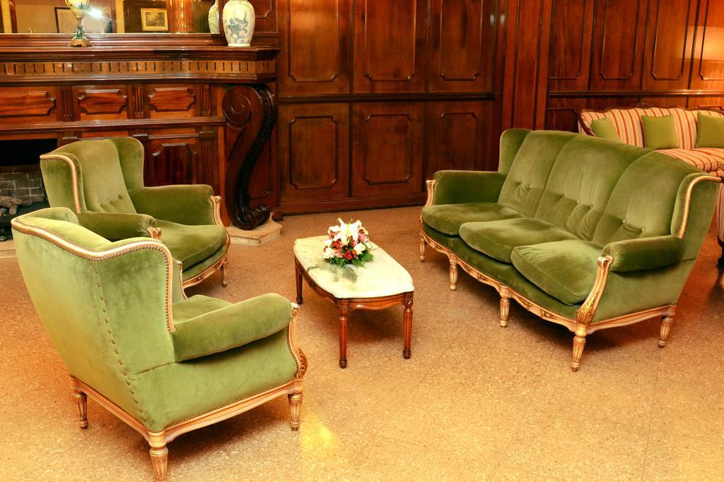 Astor Hotel 4*
